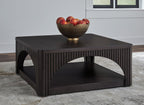 Yellink - Square Cocktail Table - Black