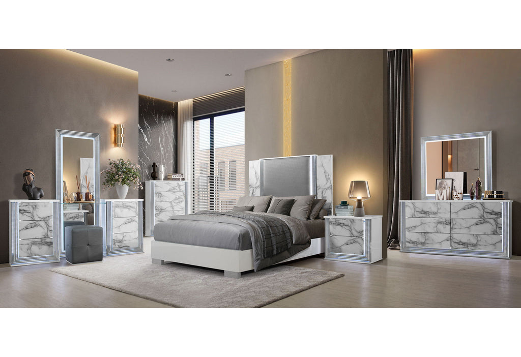 Ylime - 3 Piece Bedroom Set (Dresser, Mirror, Nightstand) - White