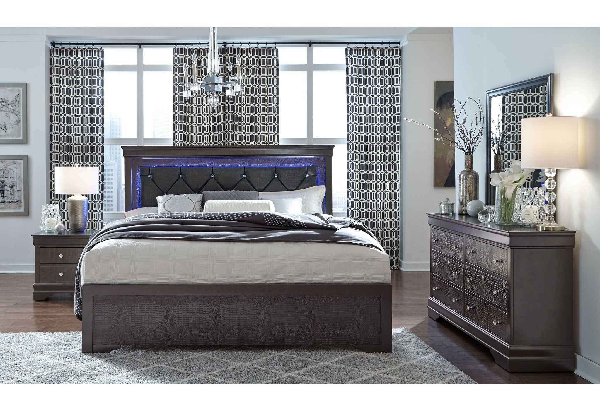 Pompei - 4 Piece Queen Bedroom Set (Bed With LED, Dresser, Mirror, Nightstand) - Gray