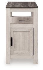 Fendenmore - Chair Side End Table