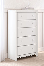 Mollviney - Five Drawer Chest - White
