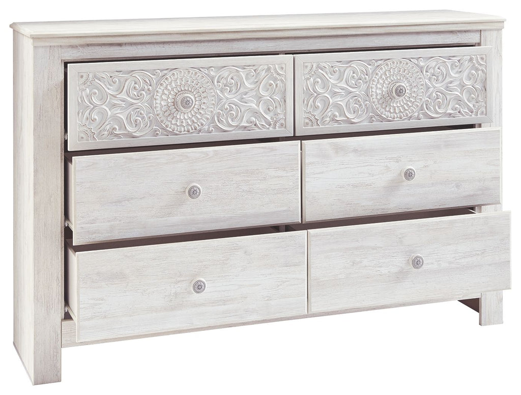 Paxberry - Six Drawer Dresser - Medallion Drawer Pulls - Whitewash