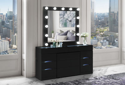Bedroom > Desks & Vanities