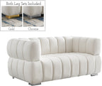 Gwen - Loveseat